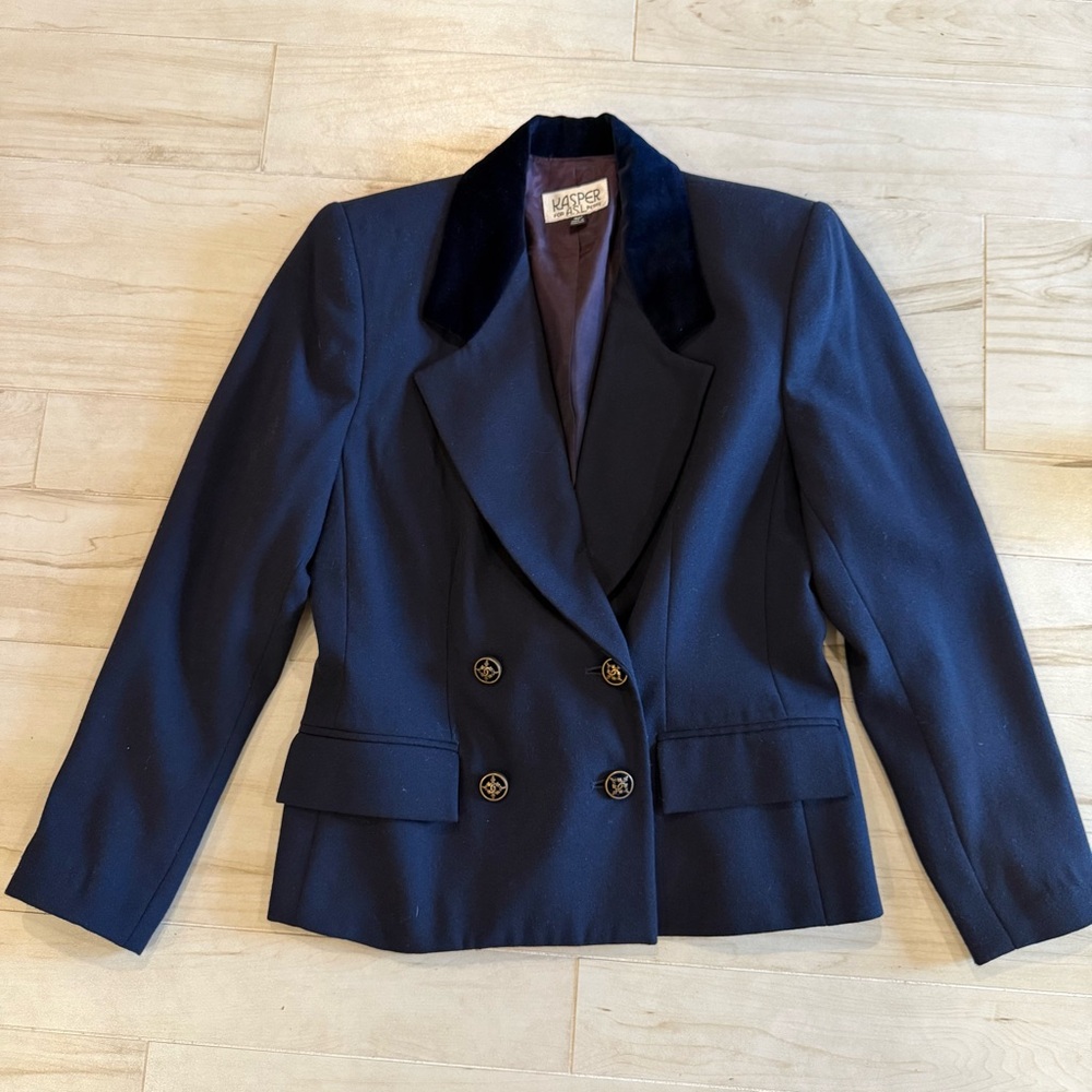 Vintage Navy Velvet Collar Double Breasted Blazer | Gold Crest Button | Petite 4